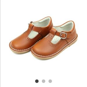 Girl’s Mary Jane Shoes